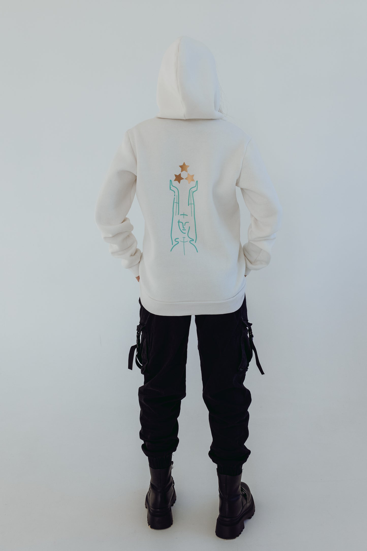 White hoodie "Tu esi mans MIERS"