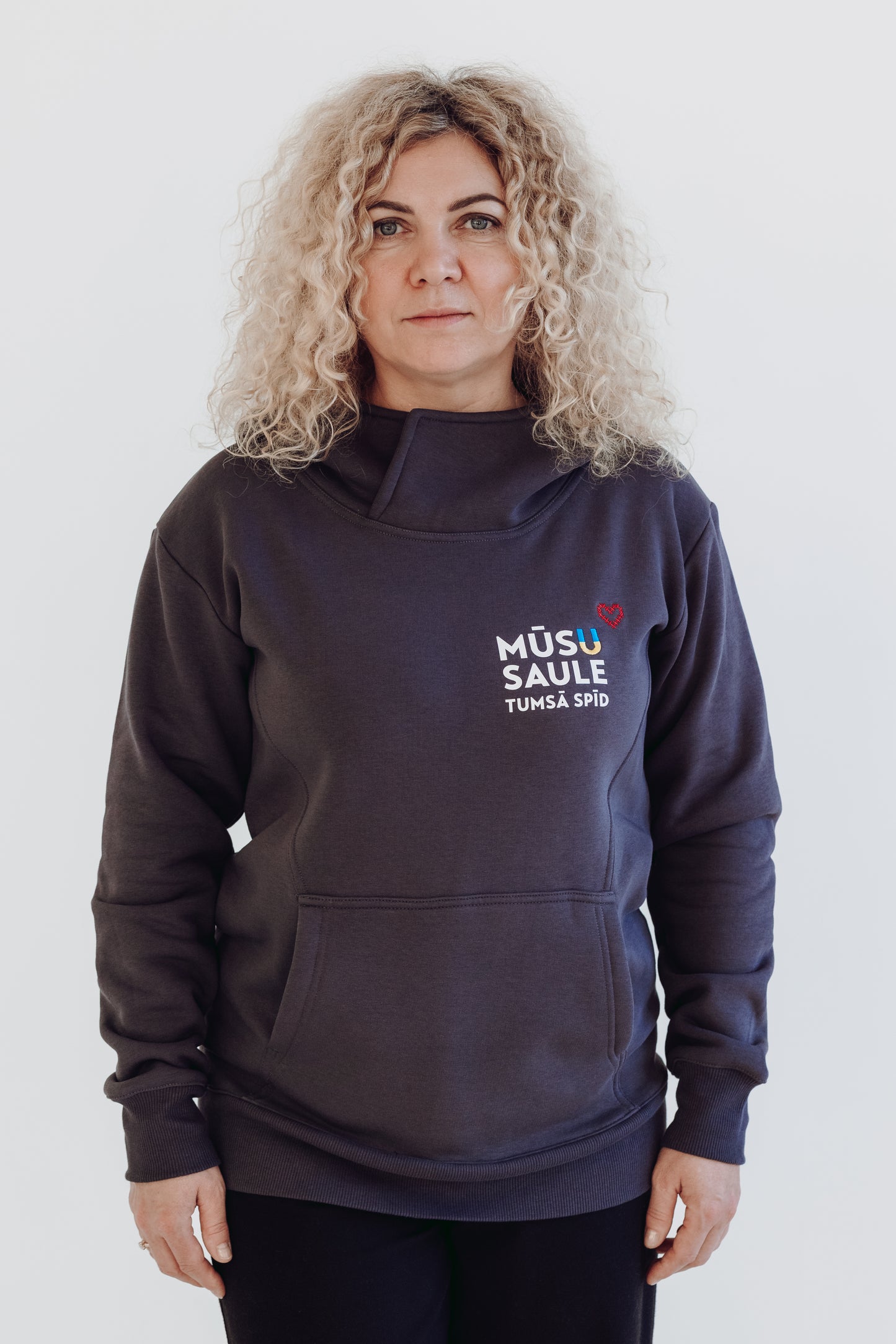 White hoodie "Tu esi mans MIERS"