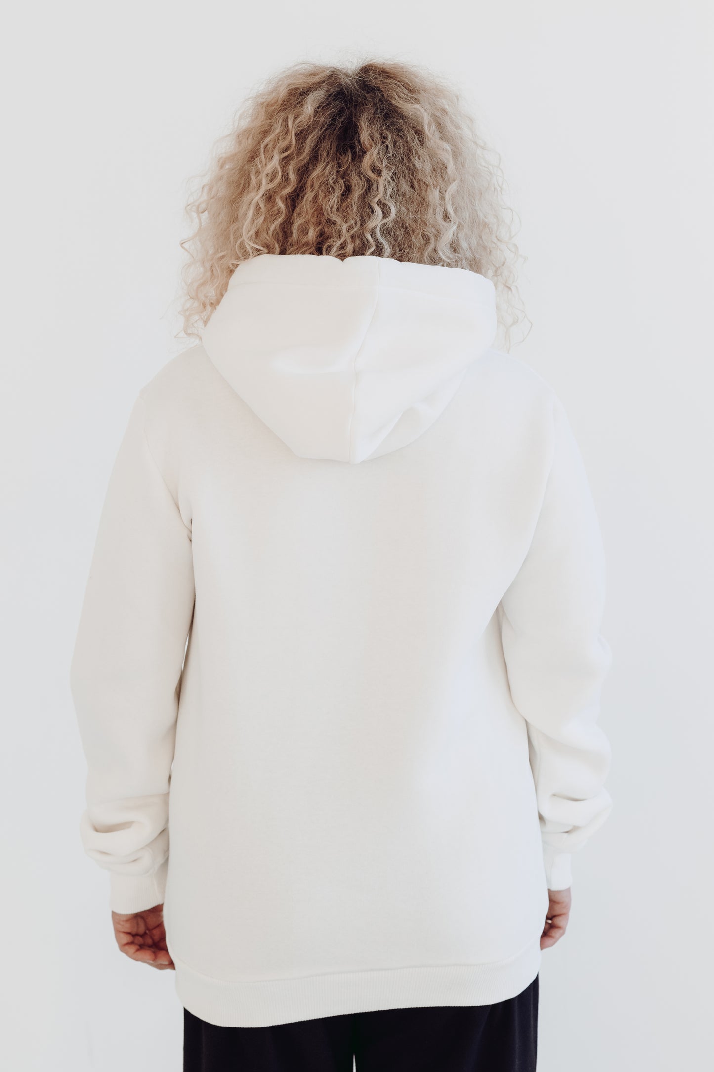 White hoodie "Tu esi mans MIERS"