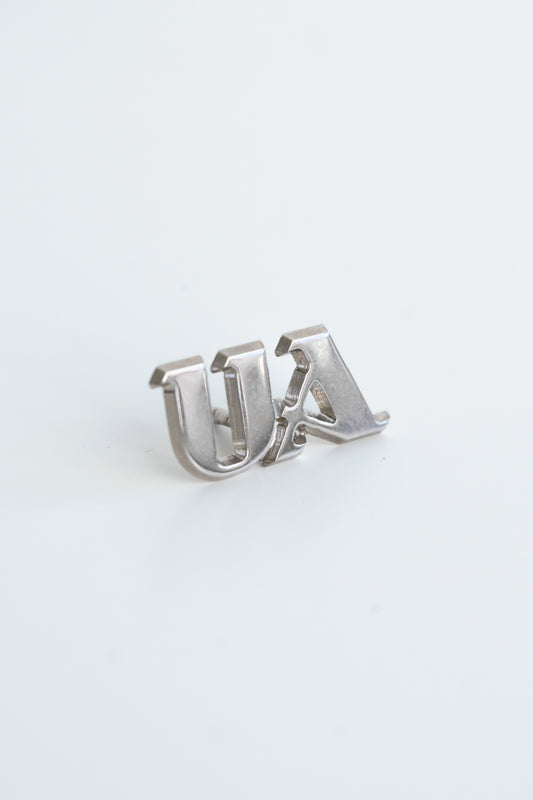 Pin "UA"